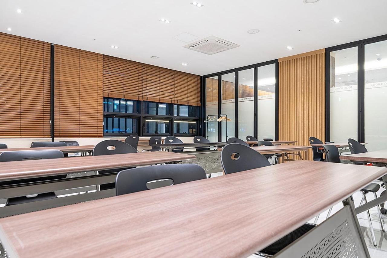 Wonju City Hotel Hyeoksin Kültér fotó