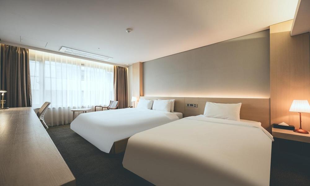 Wonju City Hotel Hyeoksin Kültér fotó