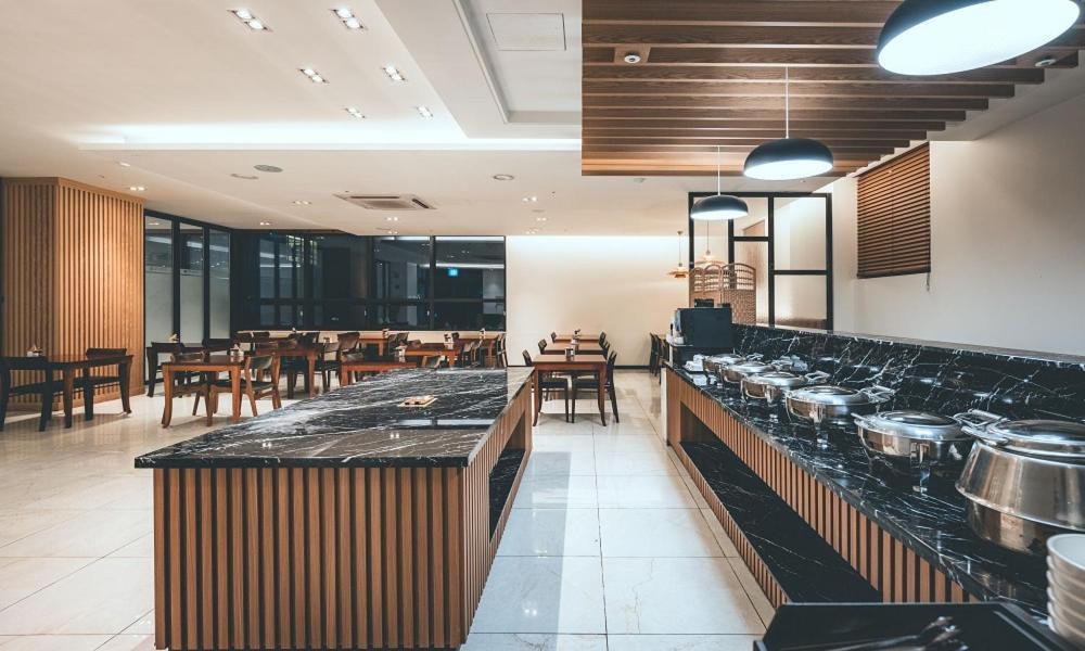 Wonju City Hotel Hyeoksin Kültér fotó