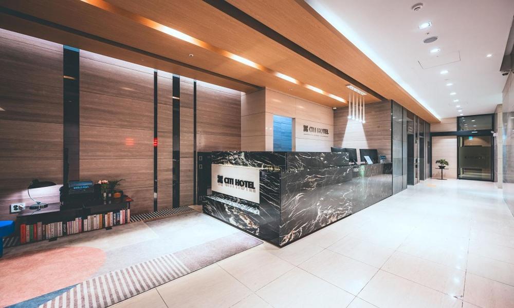 Wonju City Hotel Hyeoksin Kültér fotó